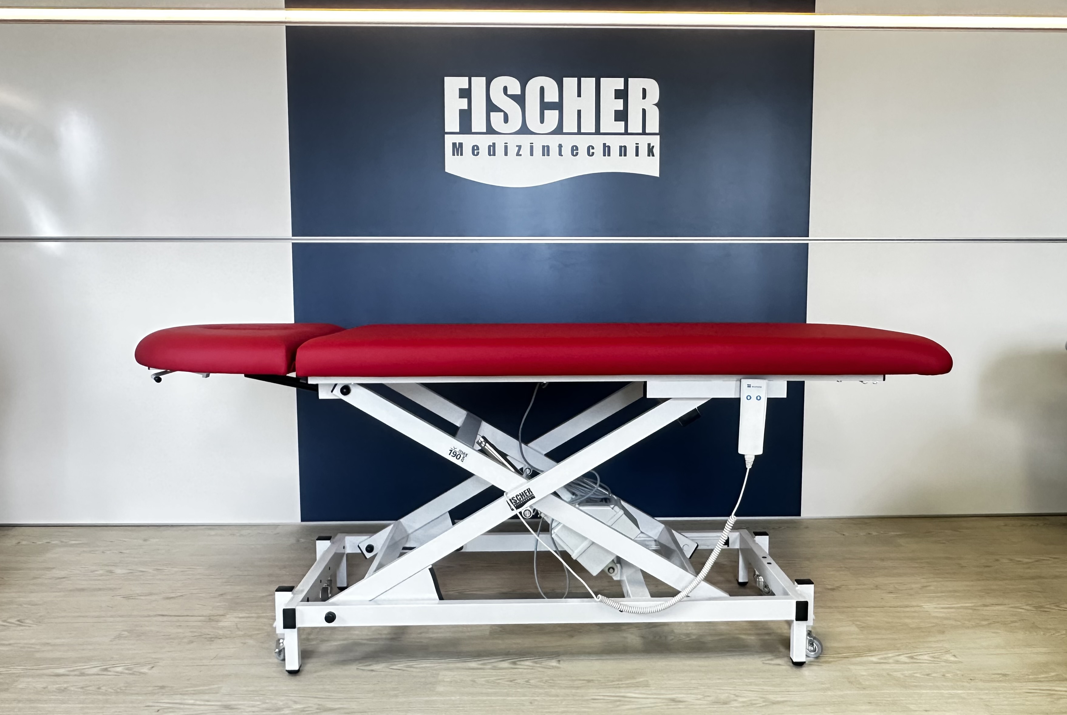 Therapieliege VARIO elektrisch inkl. Rollensystem